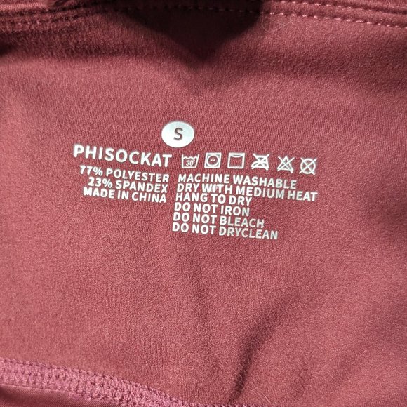 PHISOCKAT Wine Red Capri Yoga Legging - Picture 7 of 7